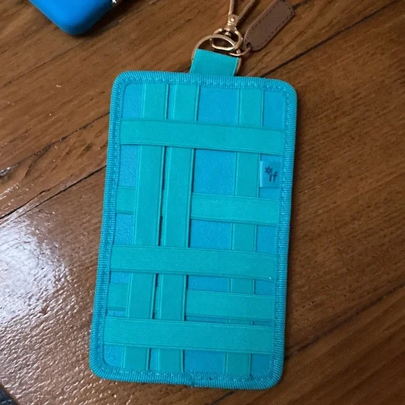 Three Wallets - Picture 3 of 9